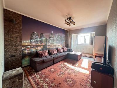 Продаю 2-комнатную квартиру, 52кв. м., этаж - 7/9, Иссанова /Боконбаева.