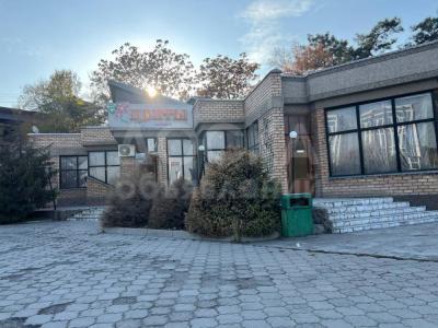 Продаю торговое помещение  145кв. м., Шопокова 104/2..