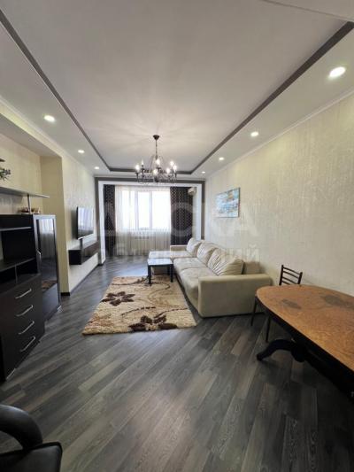 Продаю 2-комнатную квартиру, 83кв. м., этаж - 10/13, Панфилова 188.