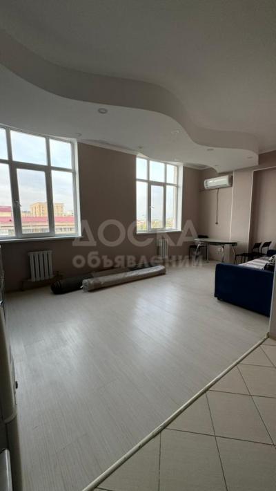 Продаю 1-комнатную квартиру, 51кв. м., этаж - 6/10, Рыскулова 30.