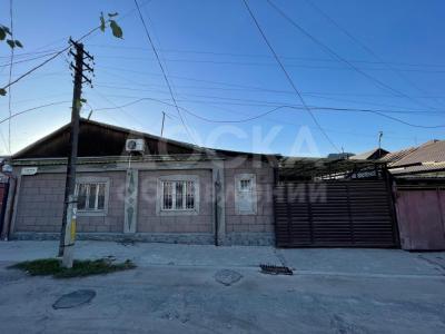 Продаю дом 3-ком. 64кв. м., этаж-1, 3.2-сот., стена саман, Бектенова/Медерова.