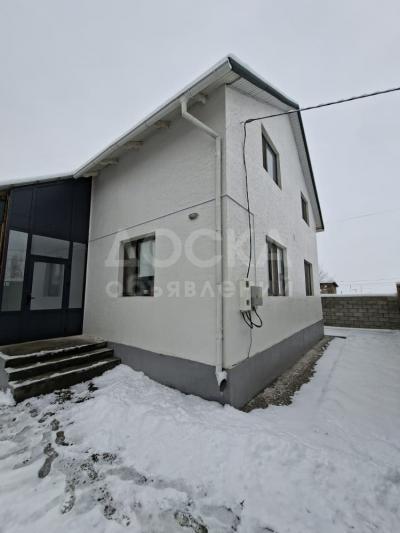 Продаю дом 7-ком. 150кв. м., этаж-2, 10-сот., стена кирпич, совхоз Ала-Тоо.