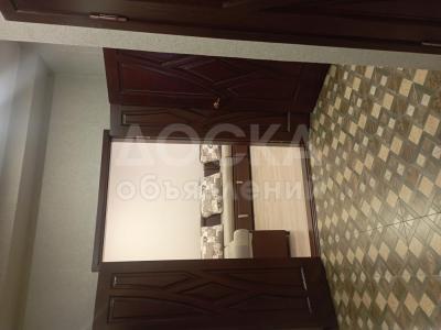 Продаю 3-комнатную квартиру, 95кв. м., этаж - 8/10, Молодая гвардия/Рыскулова .