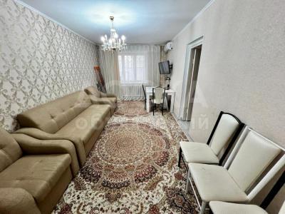 Продаю 3-комнатную квартиру, 63кв. м., этаж - 1/5, Городок Энергетиков.