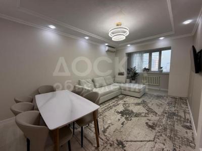 Продаю 3-комнатную квартиру, 86кв. м., этаж - 8/9, 7 мкр.