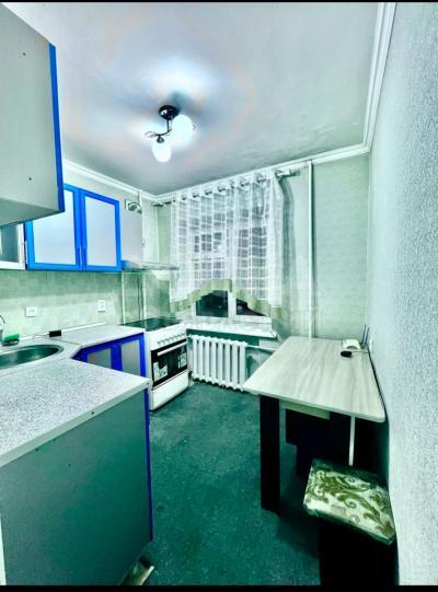 Сдаю 1-комнатную квартиру, 34кв. м., этаж - 2/4, 9 мкр.