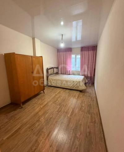 Сдаю 2-комнатную квартиру, 42кв. м., этаж - 1/1, таатан.