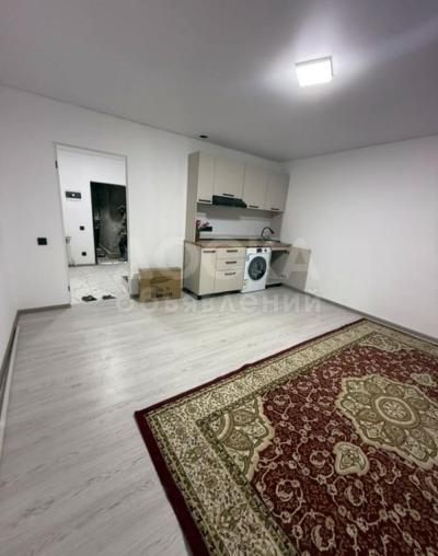 Сдаю 1-комнатную квартиру, 34кв. м., этаж - 2/2, аламединский рынок.