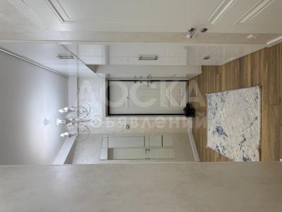 Продаю 2-комнатную квартиру, 70кв. м., этаж - 5/14, А.Дуйшеева 8/Ю.Магистраль, заходи и живи, $149999,Тел:0557434142.