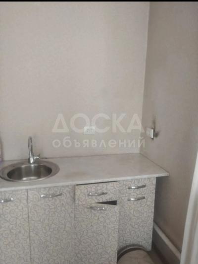 Сдаю 1-комнатную квартиру, 34кв. м., этаж - 1/2, Аламединский рынок.