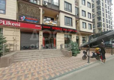 Сдаю 1-комнатную квартиру, 45кв. м., этаж - 2/9, карпинка 10000мелочей.