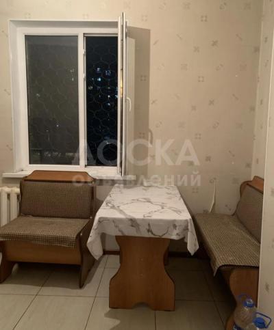 Сдаю 1-комнатную квартиру, 34кв. м., этаж - 2/4, аламедин-1.