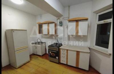 Сдаю 1-комнатную квартиру, 34кв. м., этаж - 1/1, эне сай ж/м.