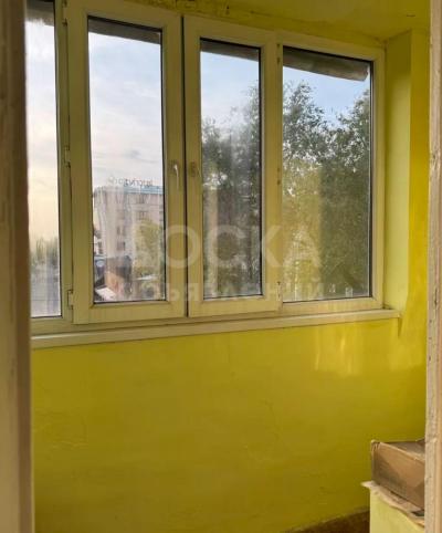 Сдаю 1-комнатную квартиру, 35кв. м., этаж - 3/4, физприбор.