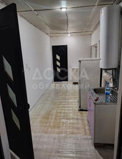 Сдаю 3-комнатную квартиру, 45кв. м., этаж - 1/1, Ак-Орго ж/м.