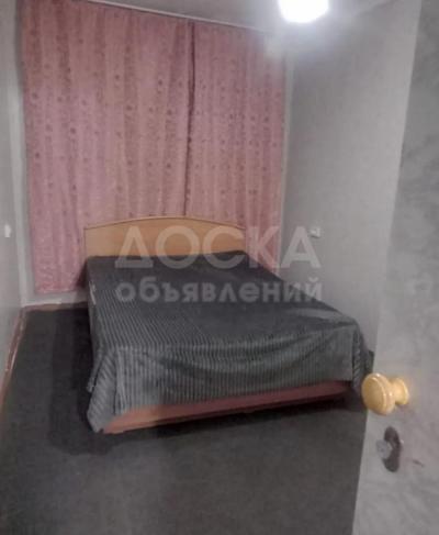 Сдаю 2-комнатную квартиру, 45кв. м., этаж - 2/4, 11мкр.