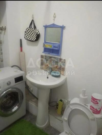 Сдаю 1-комнатную квартиру, 34кв. м., этаж - 1/1, аламединский рынок.