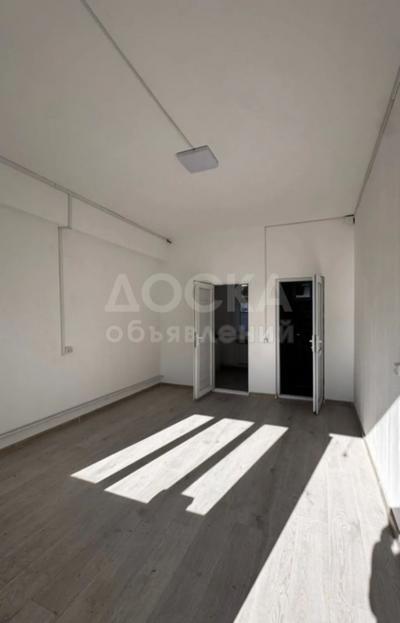 Сдаю 1-комнатную квартиру, 35кв. м., этаж - 2/2, 4 гор. болница.