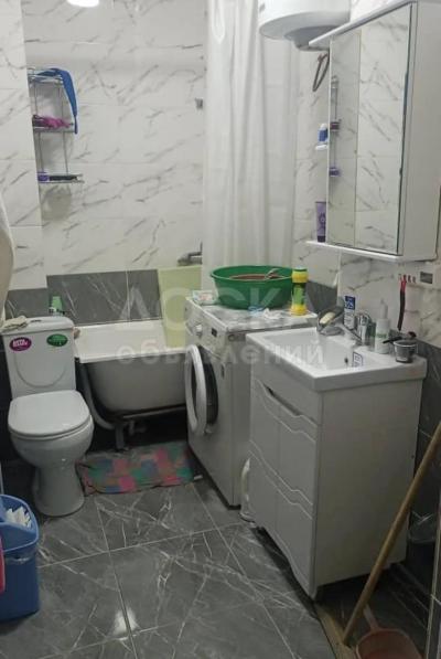 Сдаю 2-комнатную квартиру, 45кв. м., этаж - 8/10, Ак-Орго ж/м.