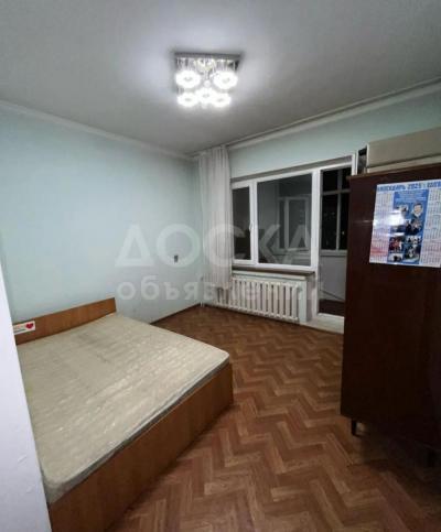 Сдаю 2-комнатную квартиру, 45кв. м., этаж - 5/5, аламедин-1.