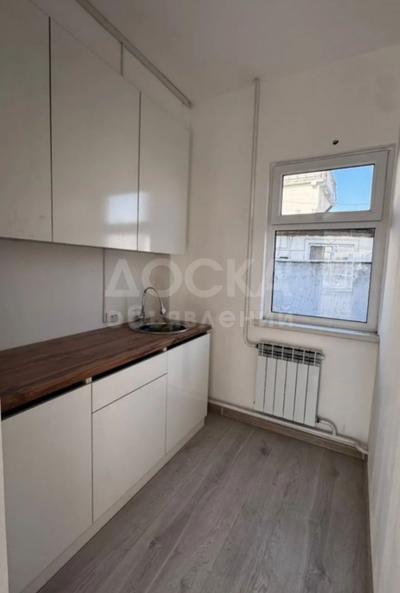 Сдаю 1-комнатную квартиру, 34кв. м., этаж - 1/2, 4 гор. болница.