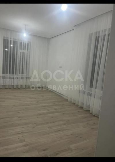 Сдаю 1-комнатную квартиру, 34кв. м., этаж - 1/2, рухий мурас 2.