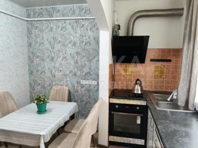 Сдаю 1-комнатную квартиру, 35кв. м., этаж - 1/9, Улан мкр.