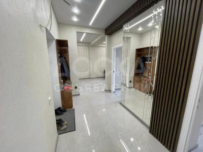 Продаю 2-комнатную квартиру, 60кв. м., этаж - 7/12, Тунгуч.