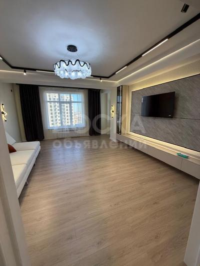 Продаю 4-комнатную квартиру, 125кв. м., этаж - 7/16, Нижний Джал, ЖД "Хан Тенгри". 182000$.