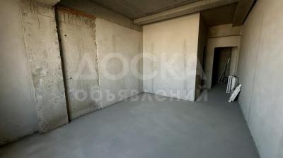 Продаю 4-комнатную квартиру, 150кв. м., этаж - 5/8, Кок-Жар.