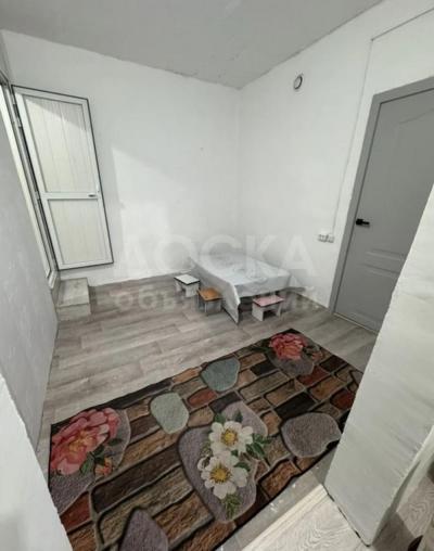 Сдаю 1-комнатную квартиру, 34кв. м., этаж - 1/1, пишпек.