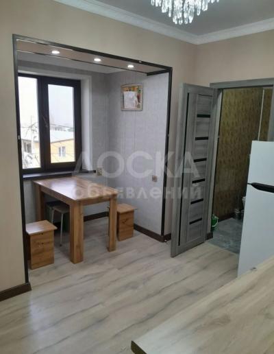 Сдаю 1-комнатную квартиру, 34кв. м., этаж - 3/3, кара жыгач.