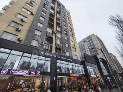 Продаю 2-комнатную квартиру, 66кв. м., этаж - 3/13, Средний Джал.