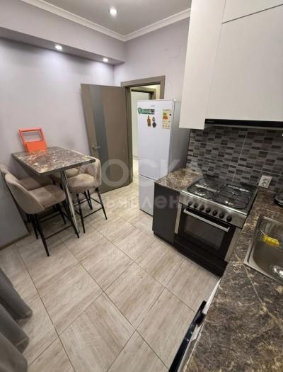 Сдаю 1-комнатную квартиру, 34кв. м., этаж - 8/7, Азия Молл.