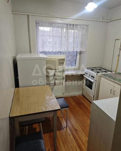 Сдаю 1-комнатную квартиру, 34кв. м., этаж - 5/5, вефа центр.