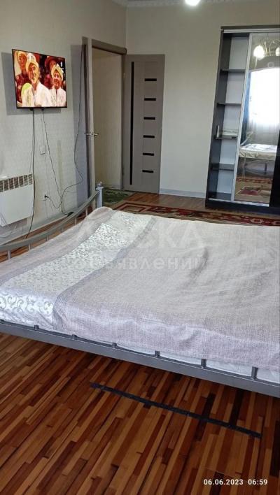 Сдаю 1-комнатную квартиру, 34кв. м., этаж - 1/9, улан-2.