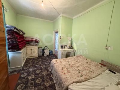 Продаю 2-комнатную квартиру, 47кв. м., этаж - 2/2, Ул.Московская/Интергельпо.