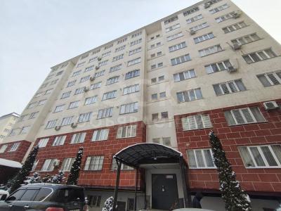 Продаю 4-комнатную квартиру, 106кв. м., этаж - 8/9, с.Кок Жар.