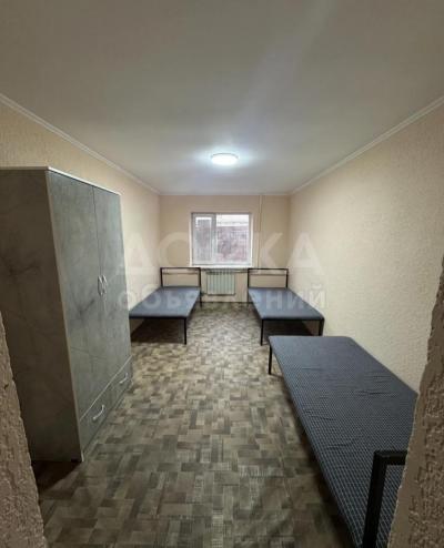 Сдаю 1-комнатную квартиру, 35кв. м., этаж - 2/2, ошский рынок.