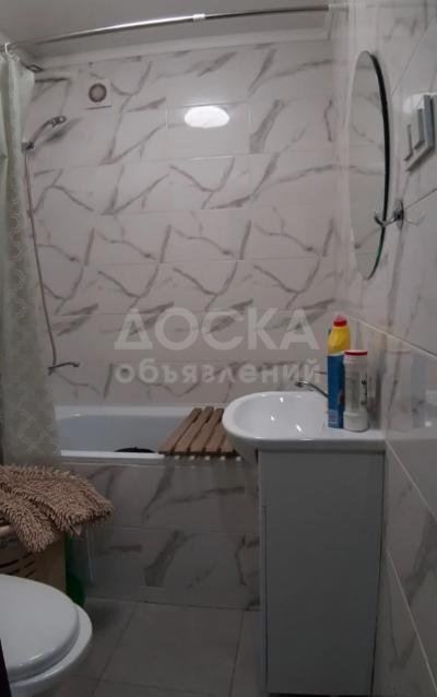 Сдаю 1-комнатную квартиру, 39кв. м., этаж - 1/4, караван.