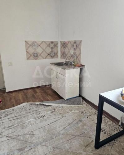 Сдаю 1-комнатную квартиру, 25кв. м., этаж - 2/2, рабочий городок.