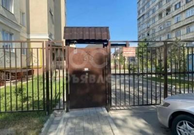 Сдаю 1-комнатную квартиру, 45кв. м., этаж - 6/10, Вефа.