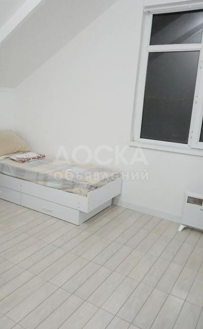 Сдаю 1-комнатную квартиру, 34кв. м., этаж - 1/1, рабочий городок.