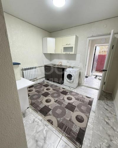 Сдаю 1-комнатную квартиру, 34кв. м., этаж - 1/1, Ак Орго ж/м.