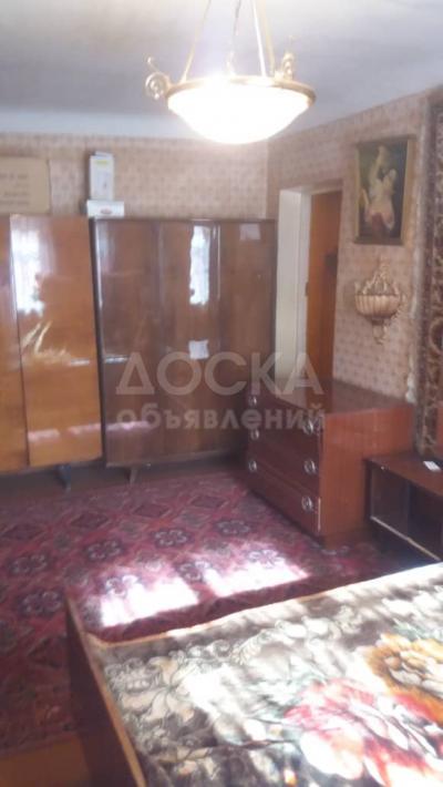 Продаю 2-комнатную квартиру, 45кв. м., этаж - 3/4, ул Московская/Т.Молдо.