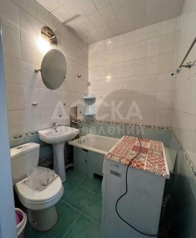 Сдаю 1-комнатную квартиру, 35кв. м., этаж - 2/9, Аламедин 1.