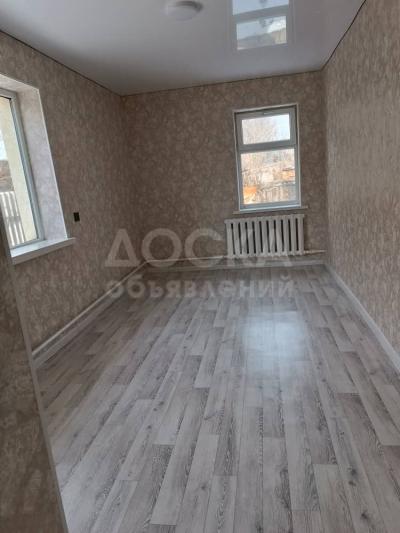 Продаю дом 3-ком. 50кв. м., этаж-1, 2-сот., стена кирпич, р-он Кызыл-Аскер.