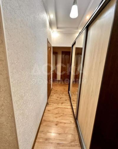 Сдаю 2-комнатную квартиру, 70кв. м., этаж - 2/9, Улан мкр.