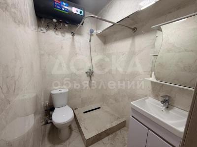 Продаю помещение свободного назначения 300кв. м., кара-жыгач.