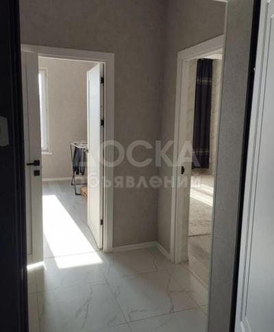 Сдаю 2-комнатную квартиру, 34кв. м., этаж - 4/10, Аламедин 1.